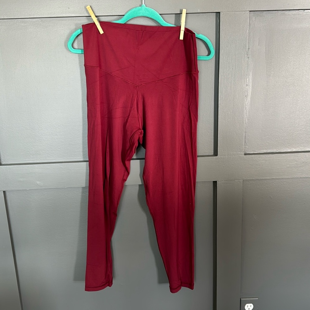 Aerie- Women’s XL Leggings- Burgundy